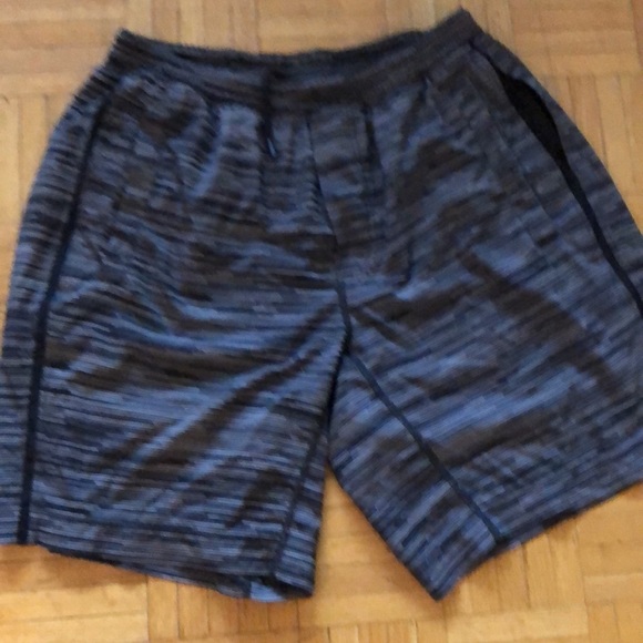 Lululemon shorts - Picture 2 of 5